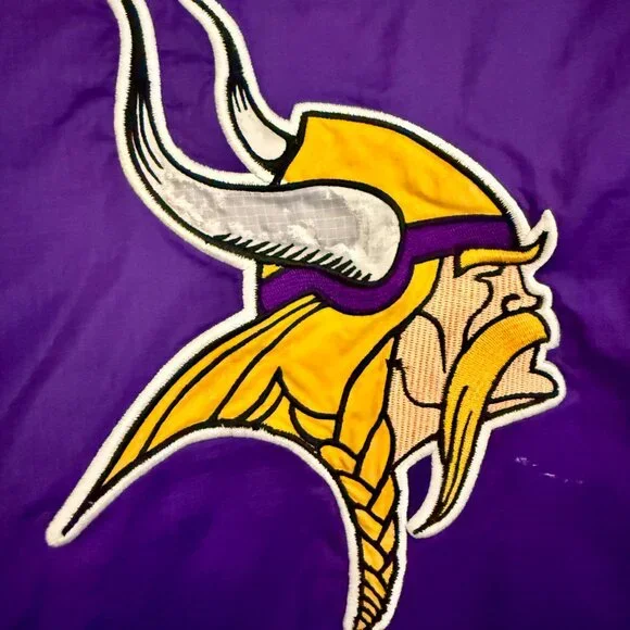 Vintage Minnesota Vikings NFL Team Jacket — Purple/Gold Full Zip — Men’s Medium - Picture 3 of 11